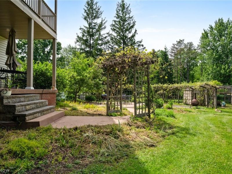 6560 Barton Road, North Olmsted, OH 44070 Photo 41