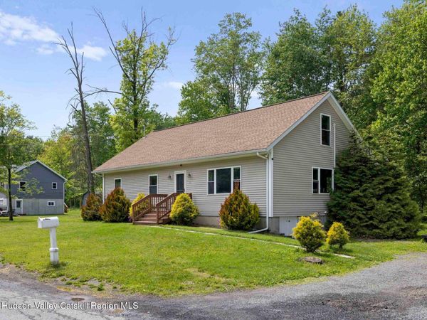 21 Pine Street, West Hurley, NY 12491
