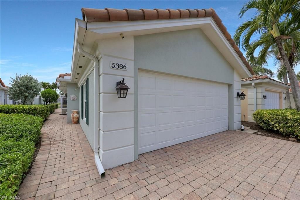 5386 Guadeloupe Way, Naples, FL 34119 Main Photo