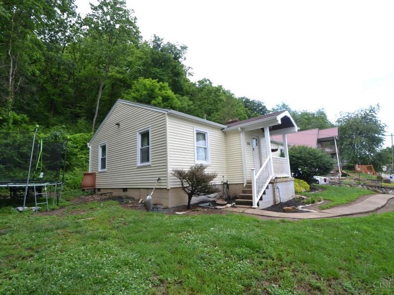 576 Mountain Street, Aberdeen, OH 45101 Photo 1