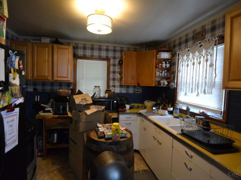 576 Mountain Street, Aberdeen, OH 45101 Photo 5