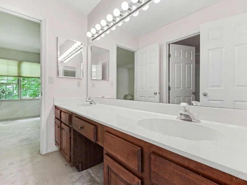 2363 Heather Hill Boulevard N, Anderson Twp, OH 45244 Photo 38