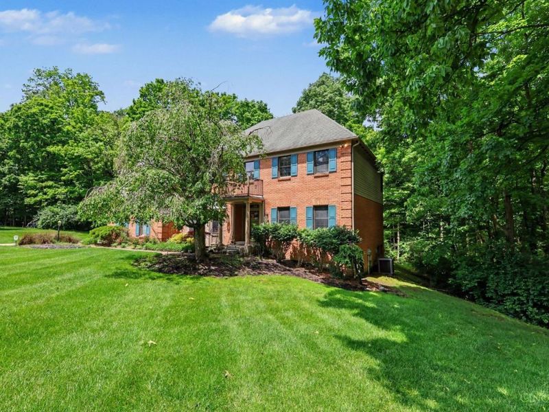 2363 Heather Hill Boulevard N, Anderson Twp, OH 45244 Photo 4