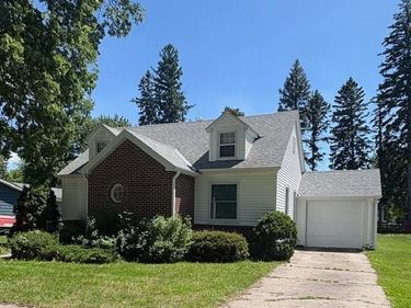 808 Grove Avenue, Montevideo, MN 56265