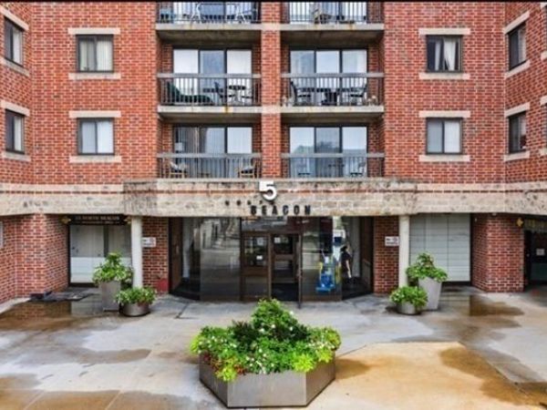 15 N Beacon Street, Unit U906, Boston, MA 02134