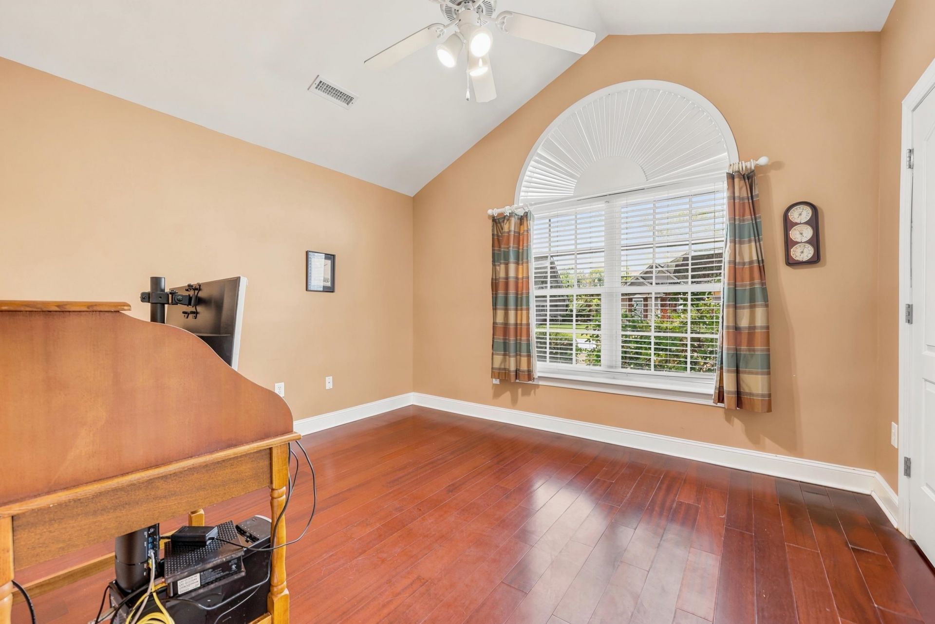 1037 Pecan Grove Blvd.  Photo 10