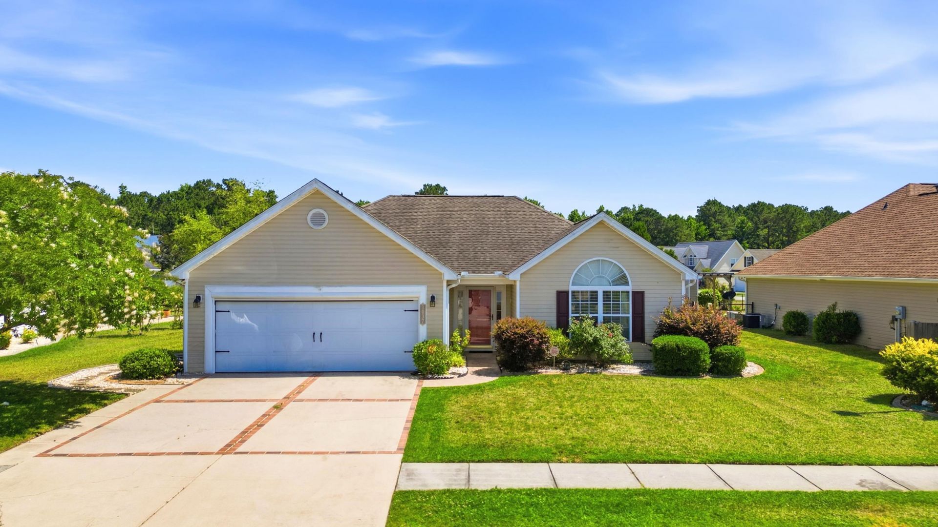1037 Pecan Grove Blvd. Photo 3