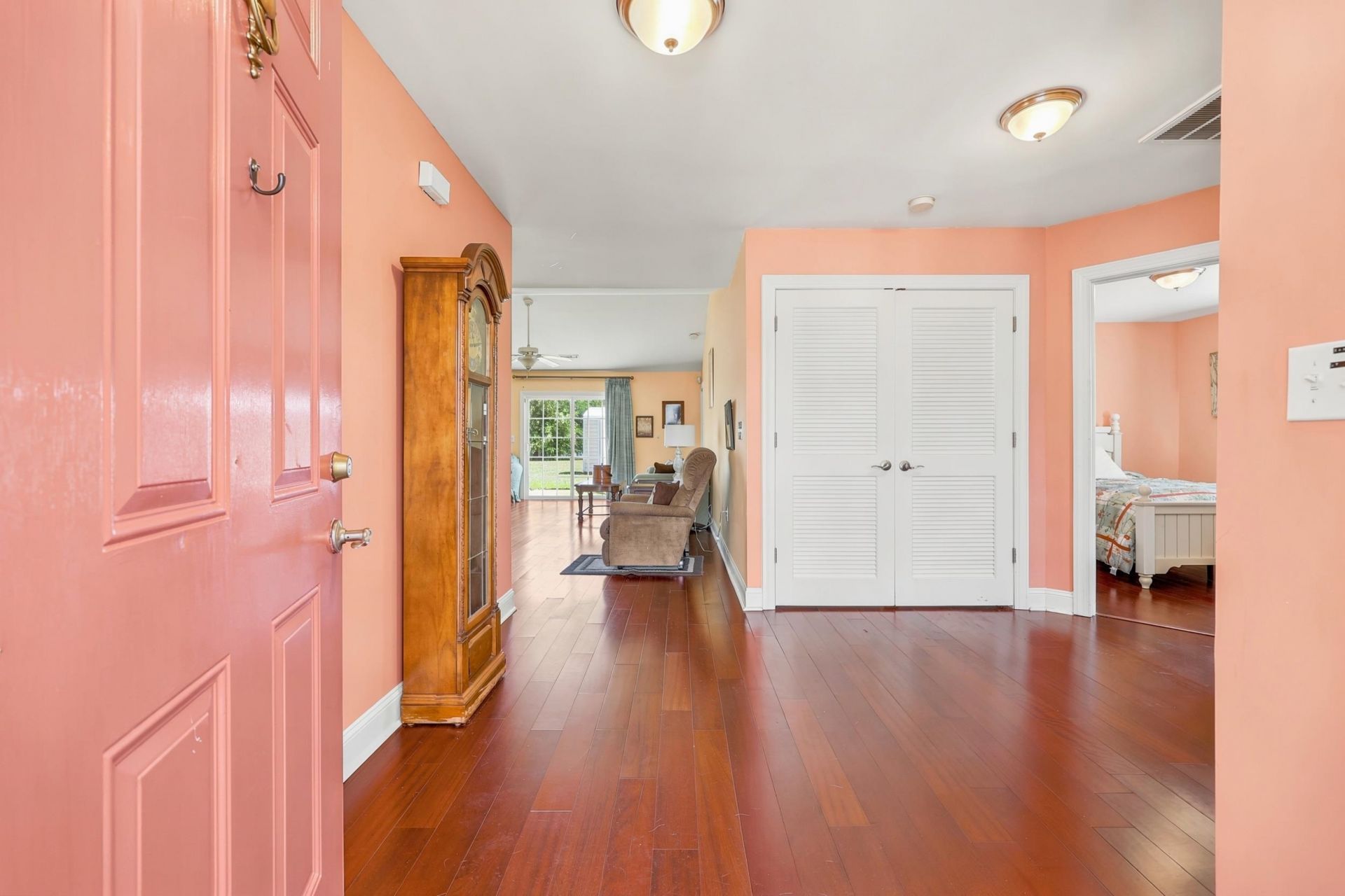 1037 Pecan Grove Blvd.  Photo 5