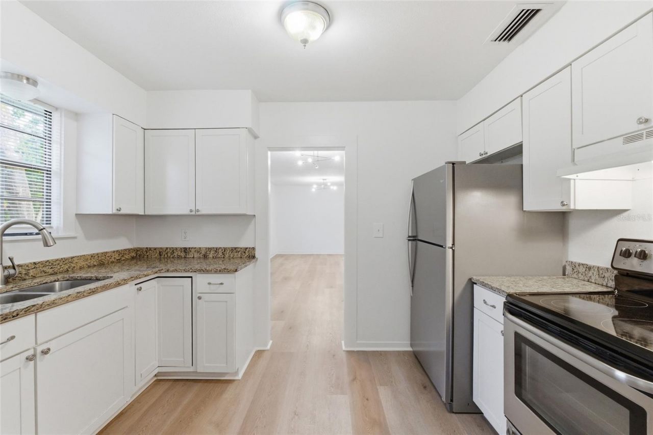 2206 Page Avenue, Orlando, FL 32806 Photo