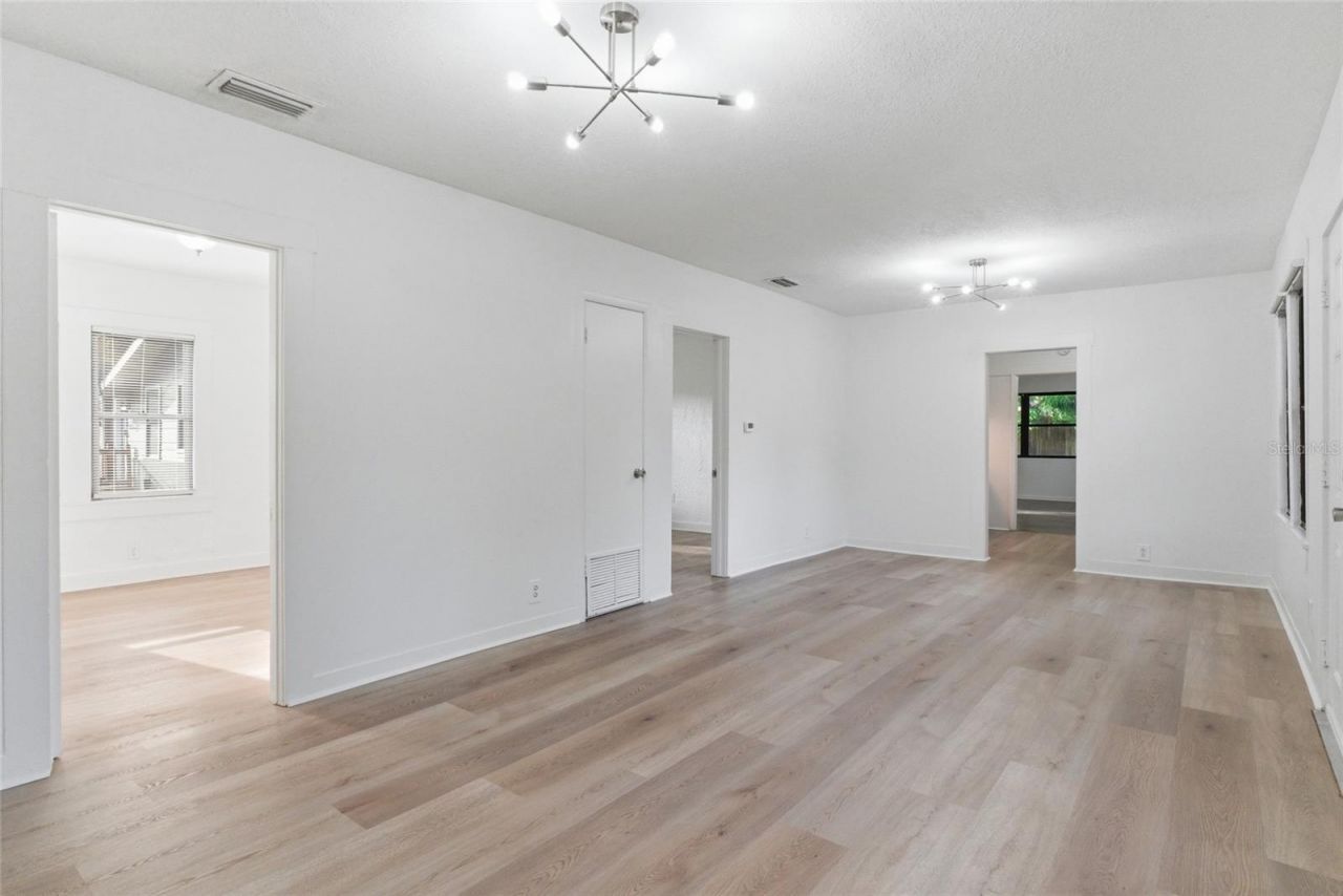 2206 Page Avenue, Orlando, FL 32806 Photo