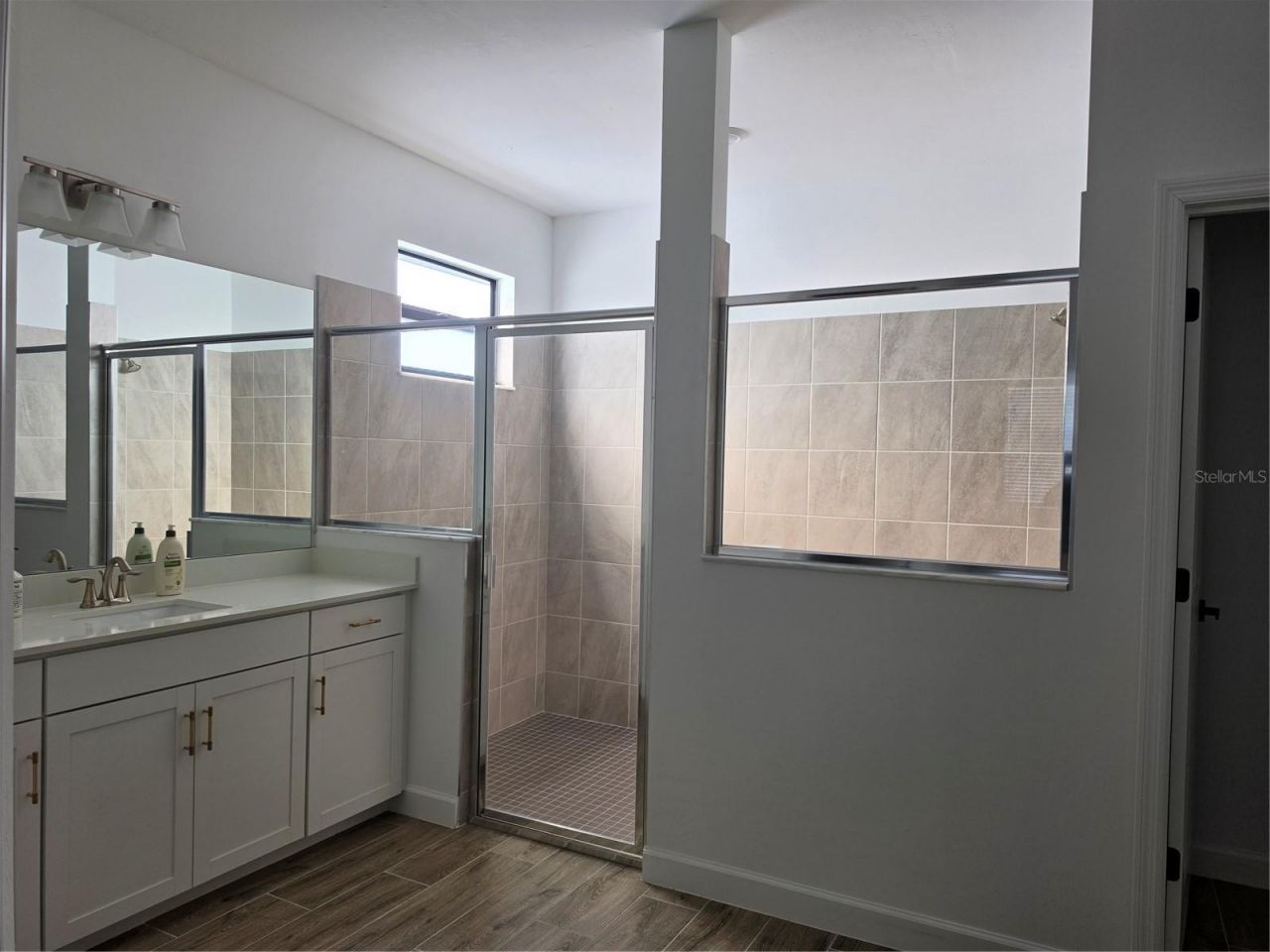18334 Ridgeline Drive, Estero, FL 33928 Photo