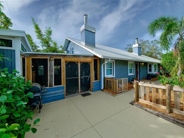 2690 TEMPLE STREET , SARASOTA, FL 34239