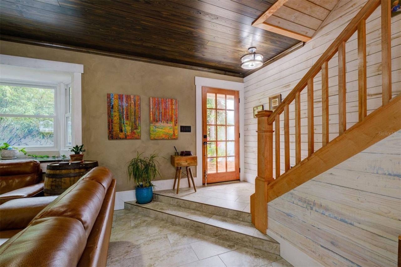 2690 Temple Street, Sarasota, FL 34239 Photo