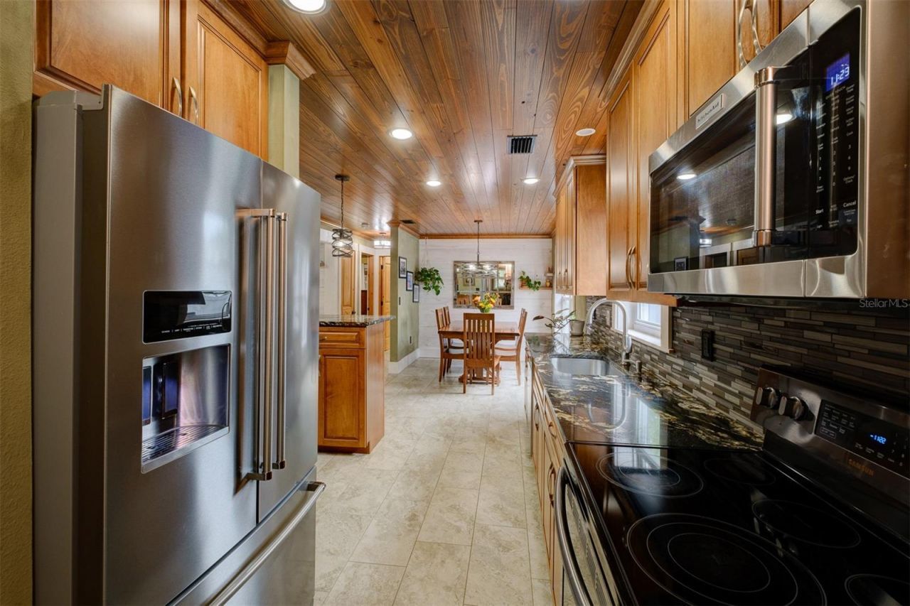 2690 Temple Street, Sarasota, FL 34239 Photo
