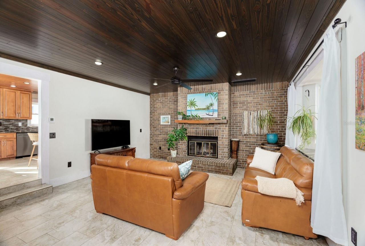 2690 Temple Street, Sarasota, FL 34239 Photo