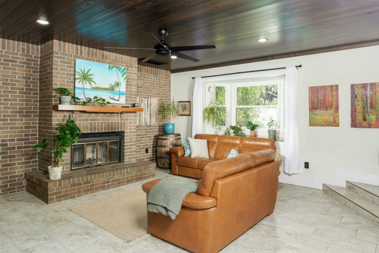 2690 Temple Street, Sarasota, FL 34239 Photo