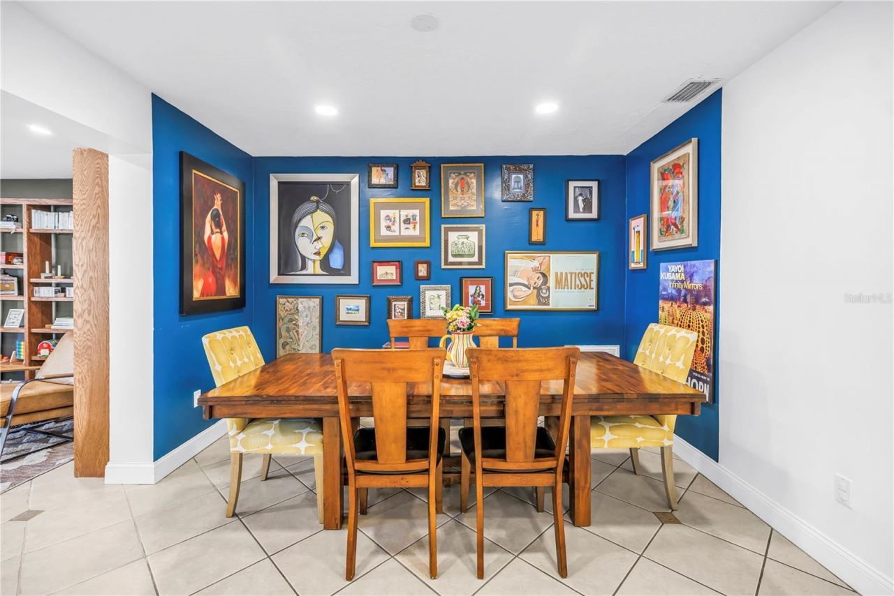 263 42nd Avenue Ne, Saint Petersburg, FL 33703 Photo