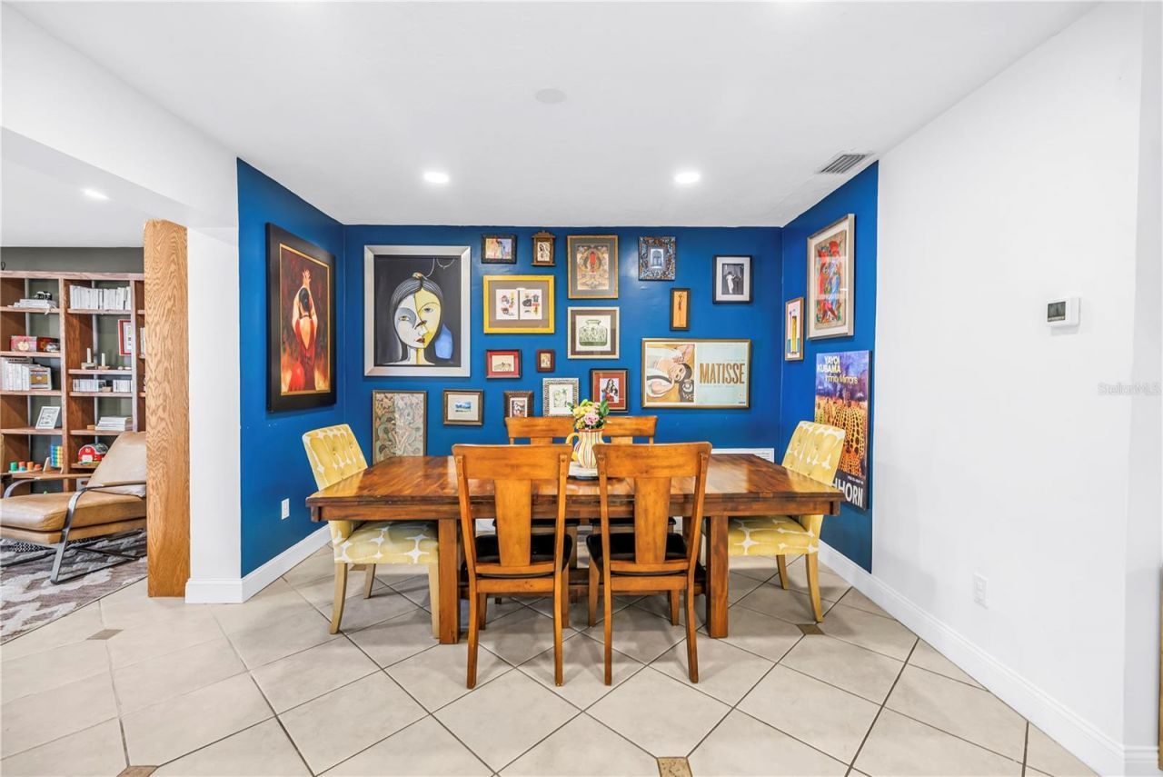 263 42nd Avenue Ne, Saint Petersburg, FL 33703 Photo