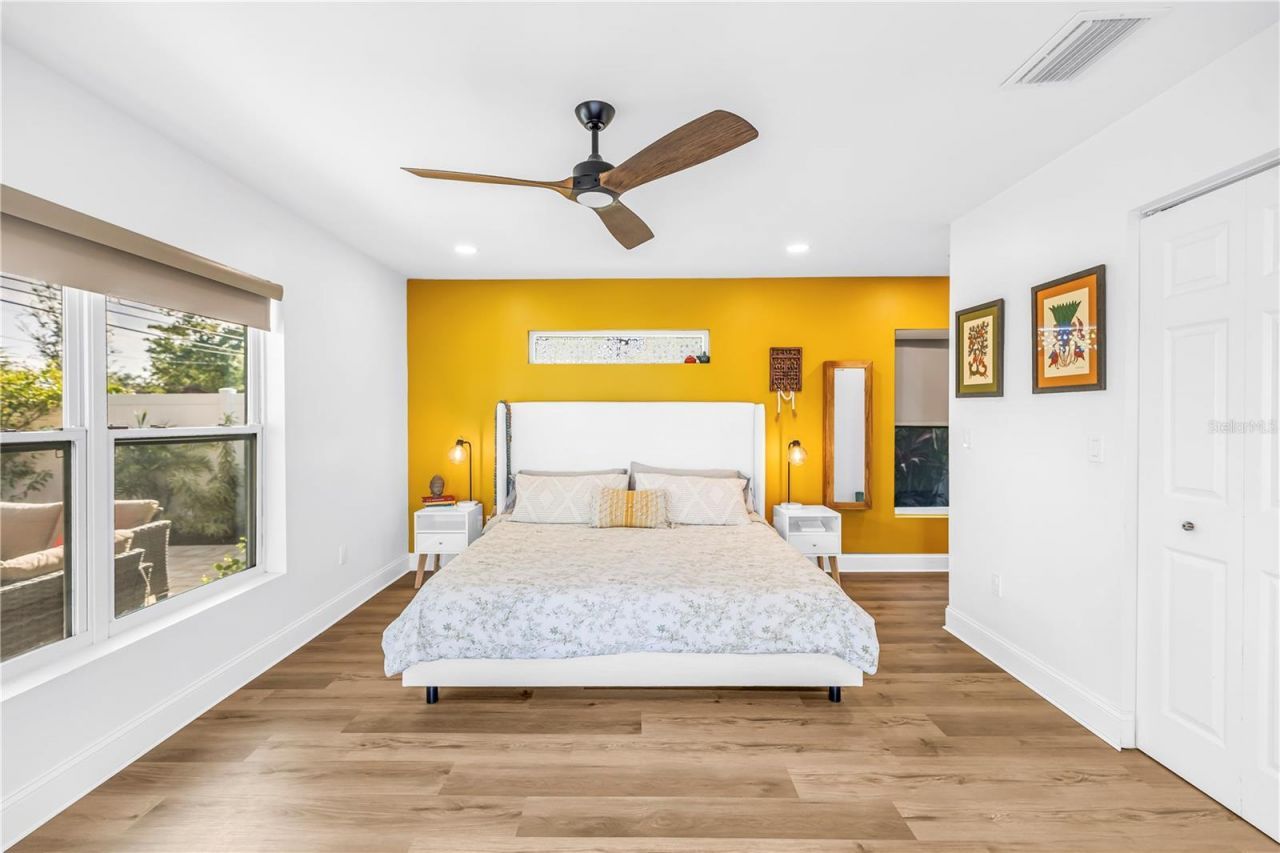 263 42nd Avenue Ne, Saint Petersburg, FL 33703 Photo