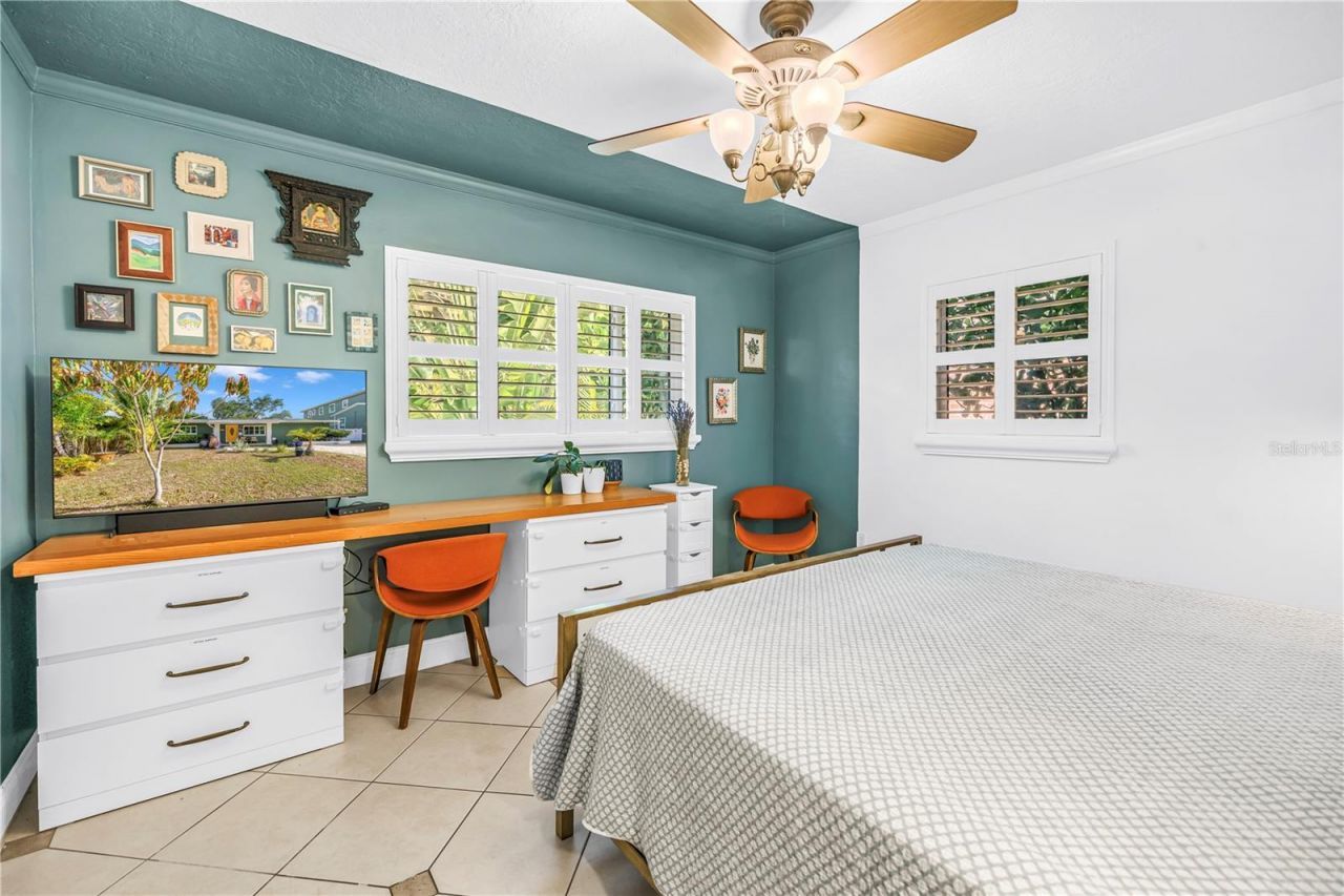 263 42nd Avenue Ne, Saint Petersburg, FL 33703 Photo