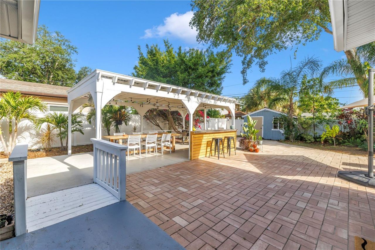 263 42nd Avenue Ne, Saint Petersburg, FL 33703 Photo