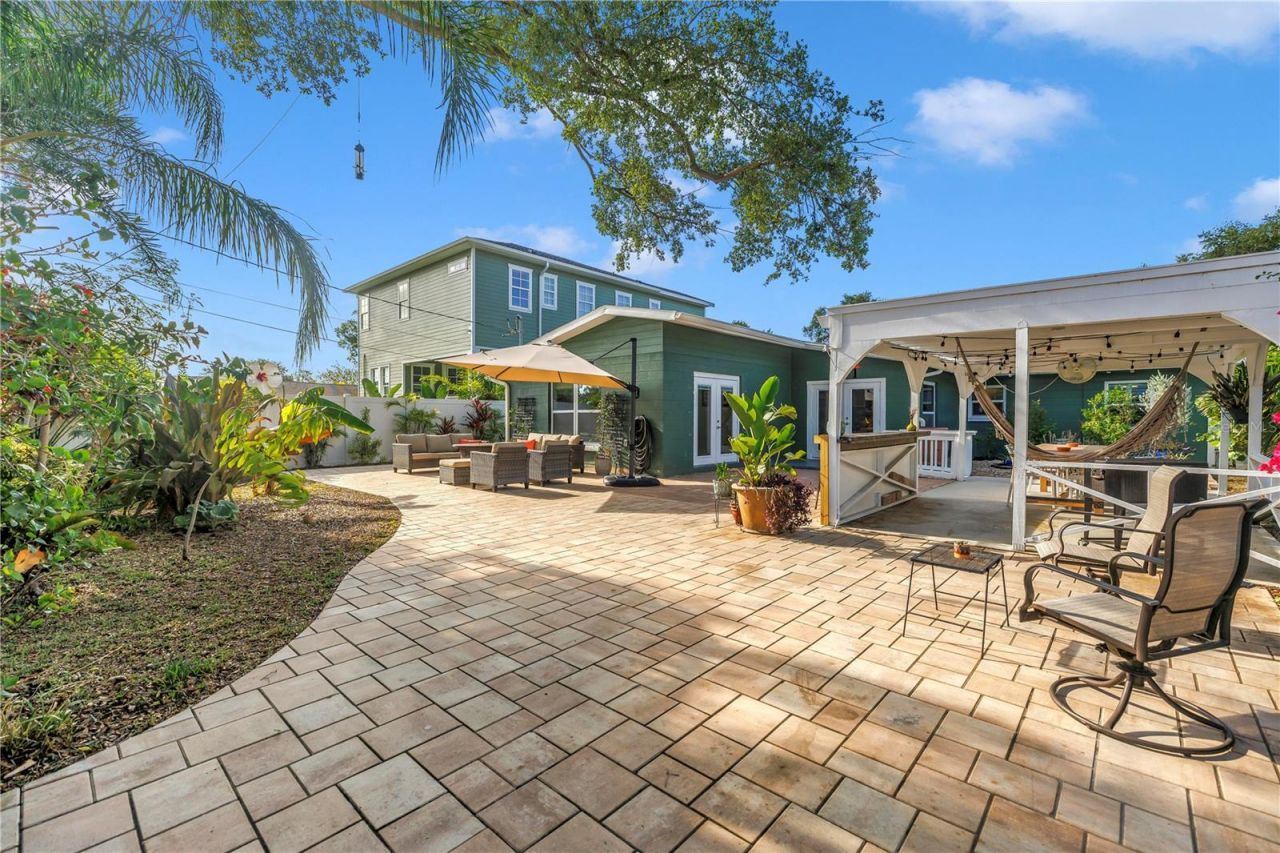 263 42nd Avenue Ne, Saint Petersburg, FL 33703 Photo