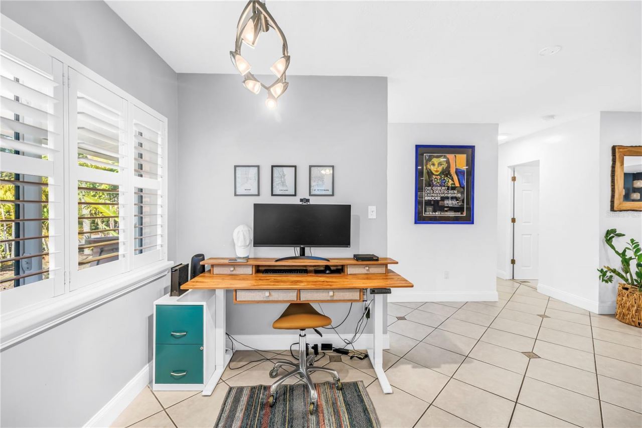 263 42nd Avenue Ne, Saint Petersburg, FL 33703 Photo