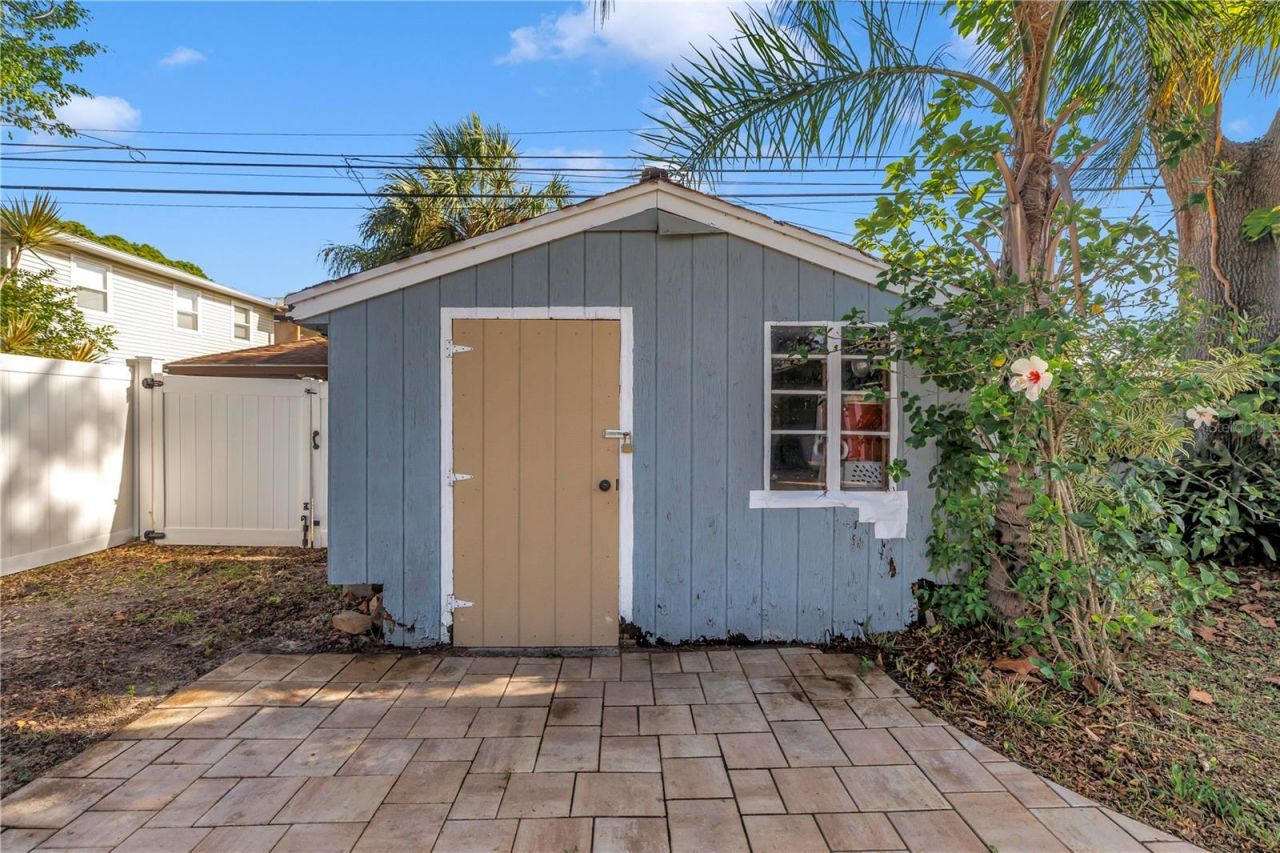 263 42nd Avenue Ne, Saint Petersburg, FL 33703 Photo