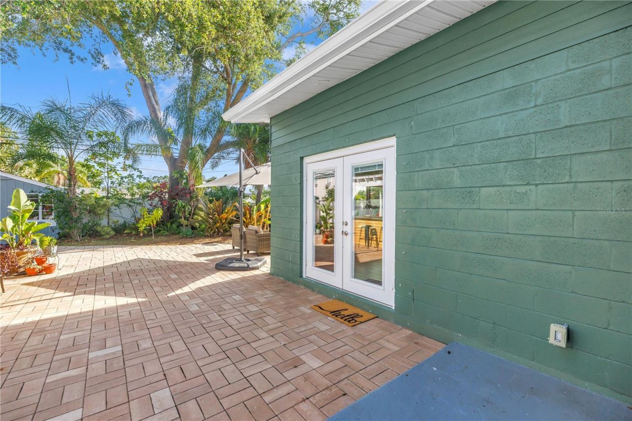 263 42nd Avenue Ne, Saint Petersburg, FL 33703 Photo