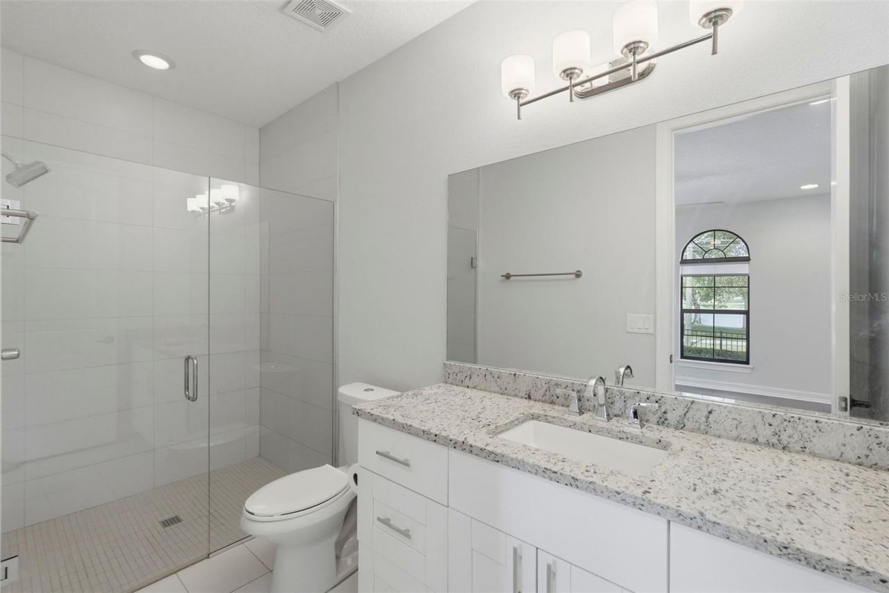 1867 5th Street N, Saint Petersburg, FL 33704 Photo