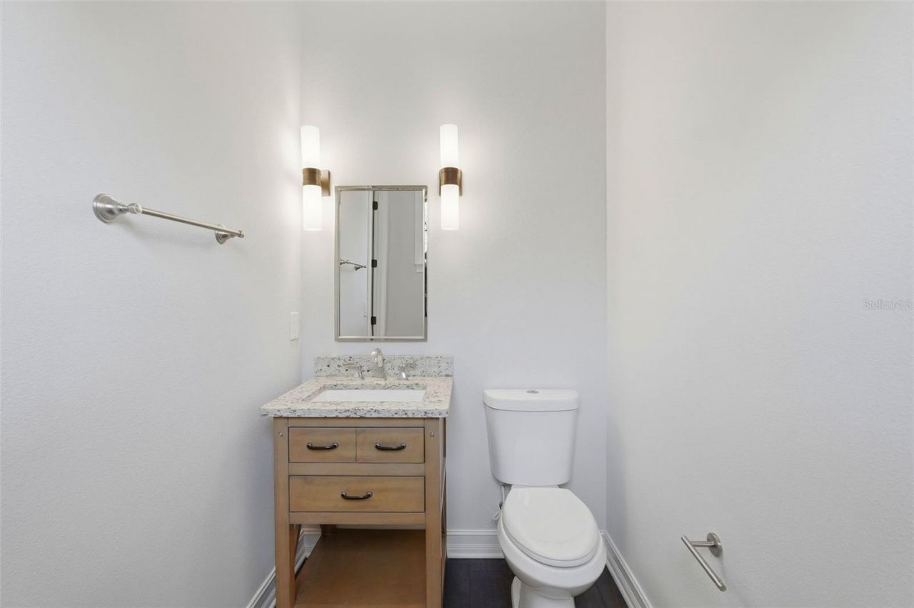 1867 5th Street N, Saint Petersburg, FL 33704 Photo