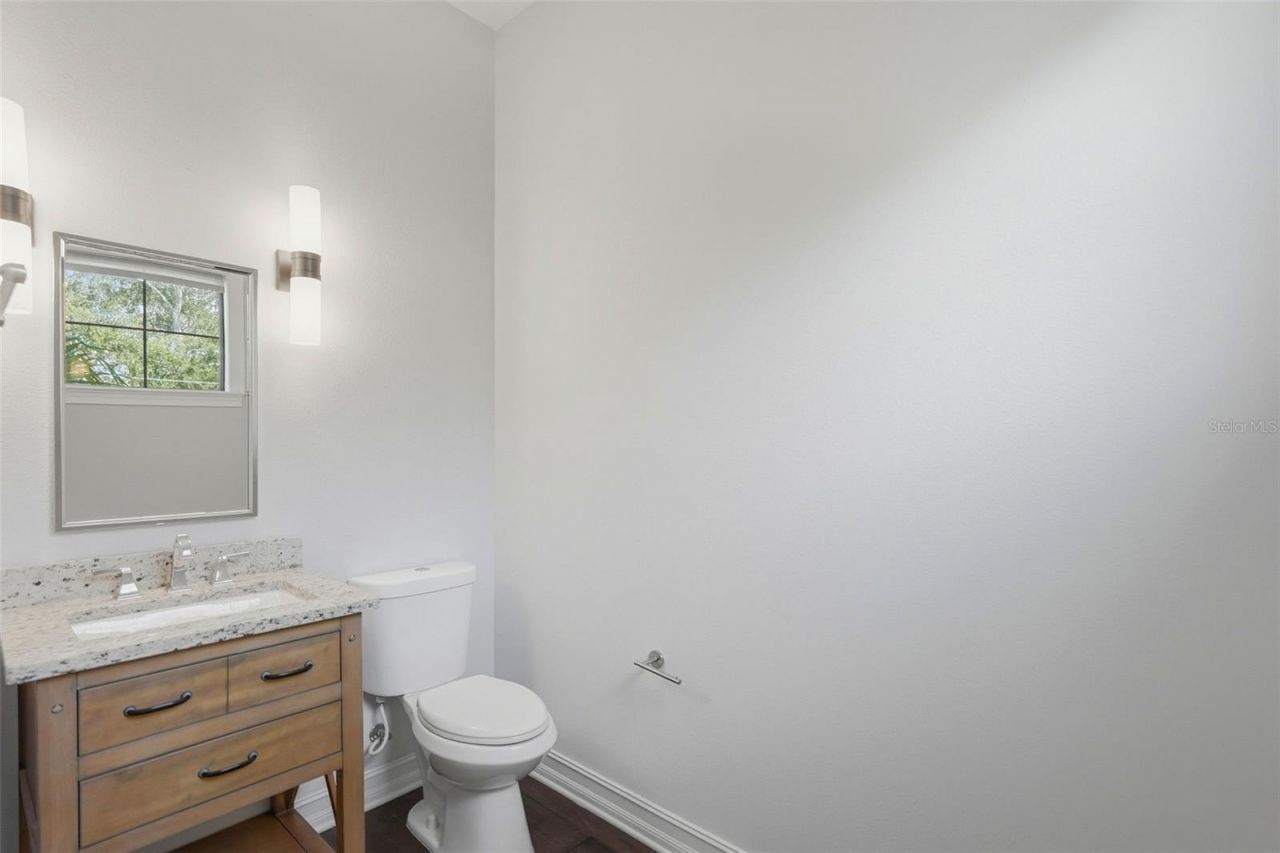 1867 5th Street N, Saint Petersburg, FL 33704 Photo