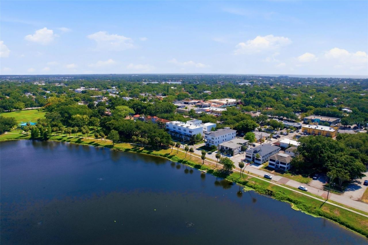 1867 5th Street N, Saint Petersburg, FL 33704 Photo