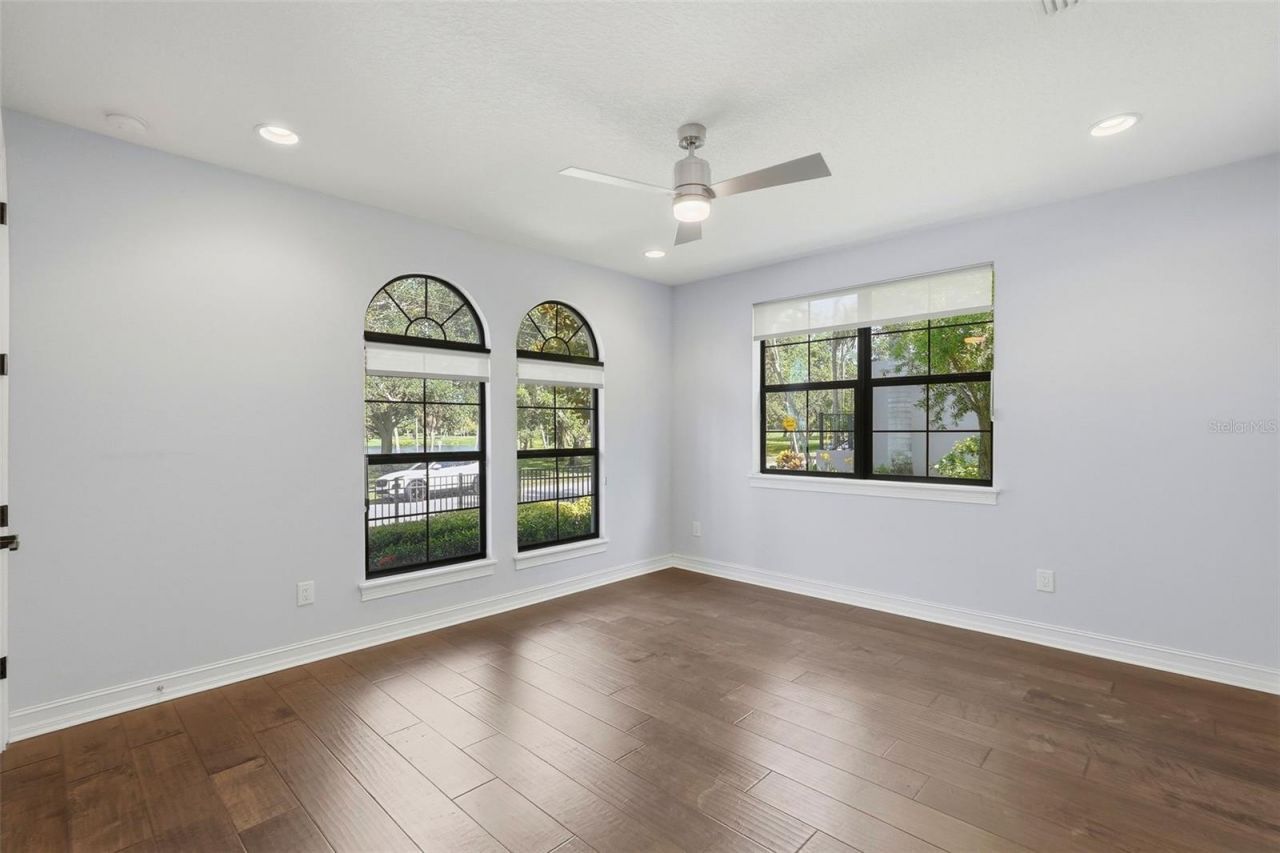 1867 5th Street N, Saint Petersburg, FL 33704 Photo