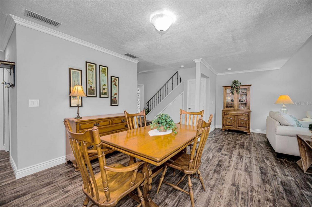 932 Myakka Court Ne, Saint Petersburg, FL 33702 Photo