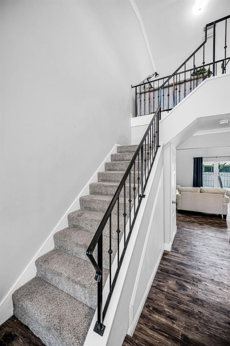932 Myakka Court Ne, Saint Petersburg, FL 33702 Photo