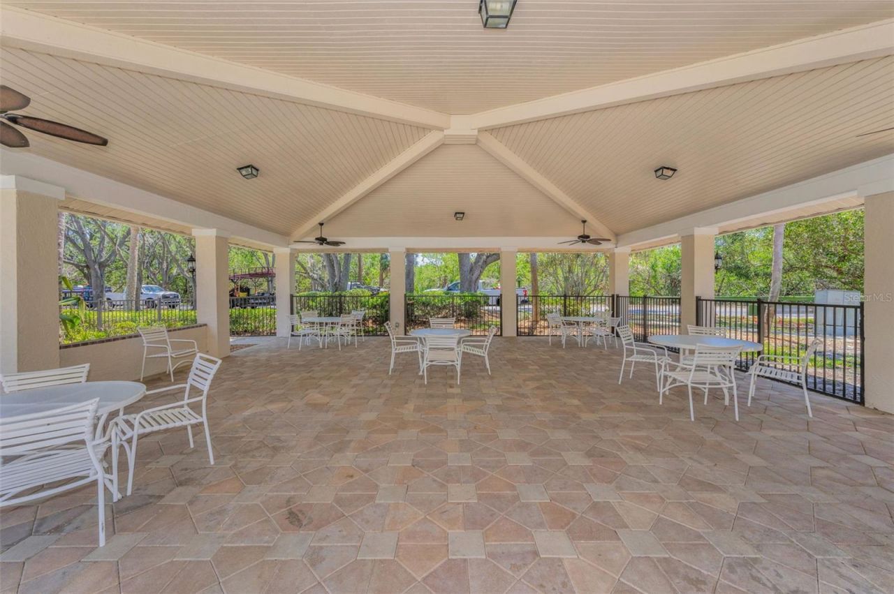 932 Myakka Court Ne, Saint Petersburg, FL 33702 Photo