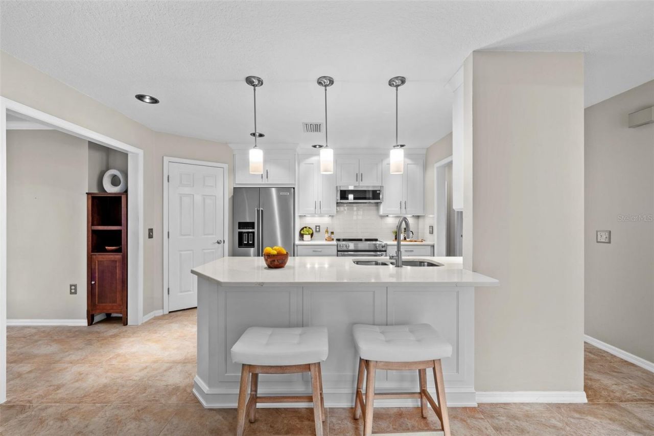 344 Cascade Lane, Palm Harbor, FL 34684 Photo