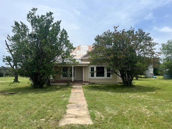 1312 Fm 581 Highway E, Lometa, TX 76853