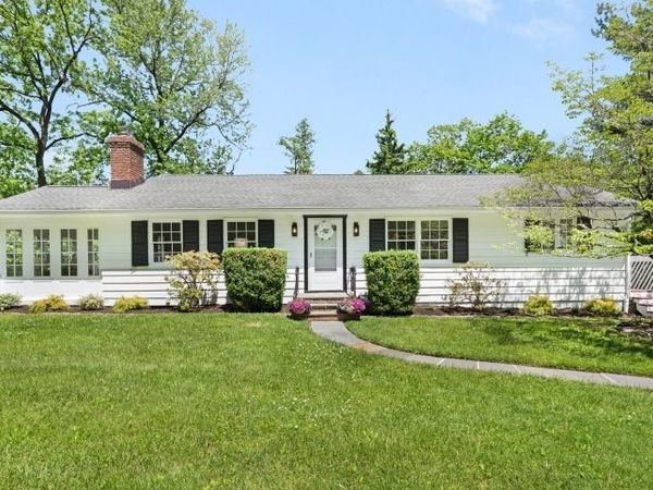 109 Anderson Hill Rd, Bernardsville, NJ 07924