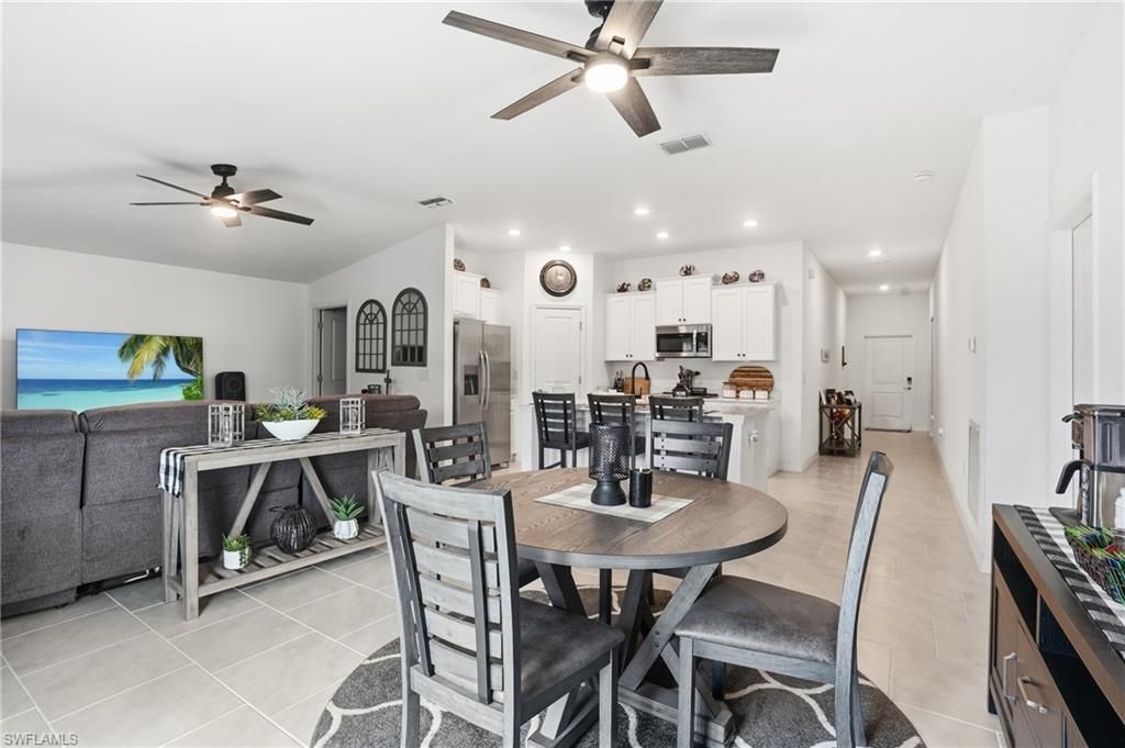 184 Peerless St, Lehigh Acres, FL 33974 Photo