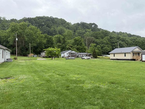 914 S 10TH STREET, IRONTON, OH 45638