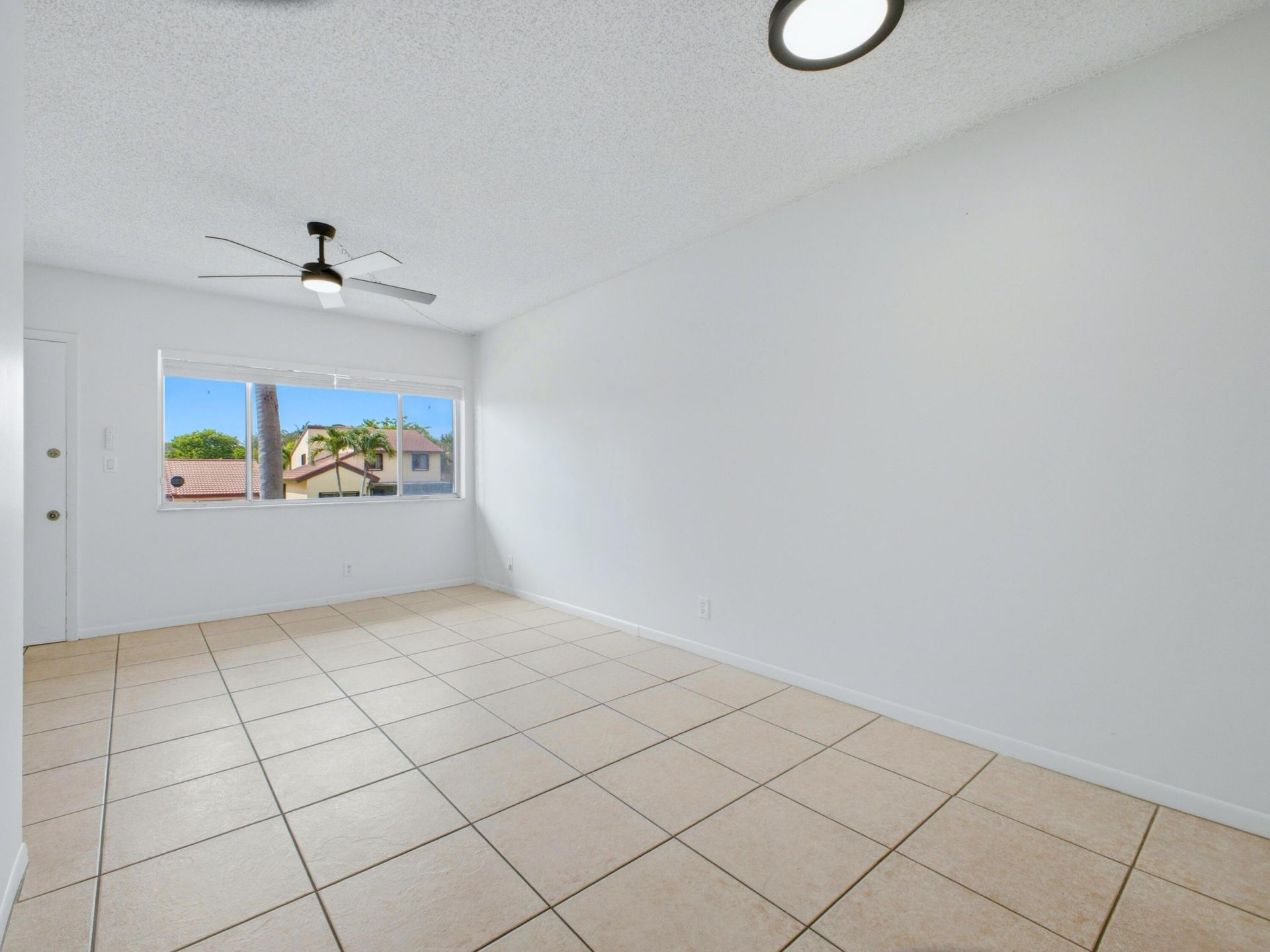 6289 Lear Drive, Unit 206, Lake Worth, FL 33462 Photo