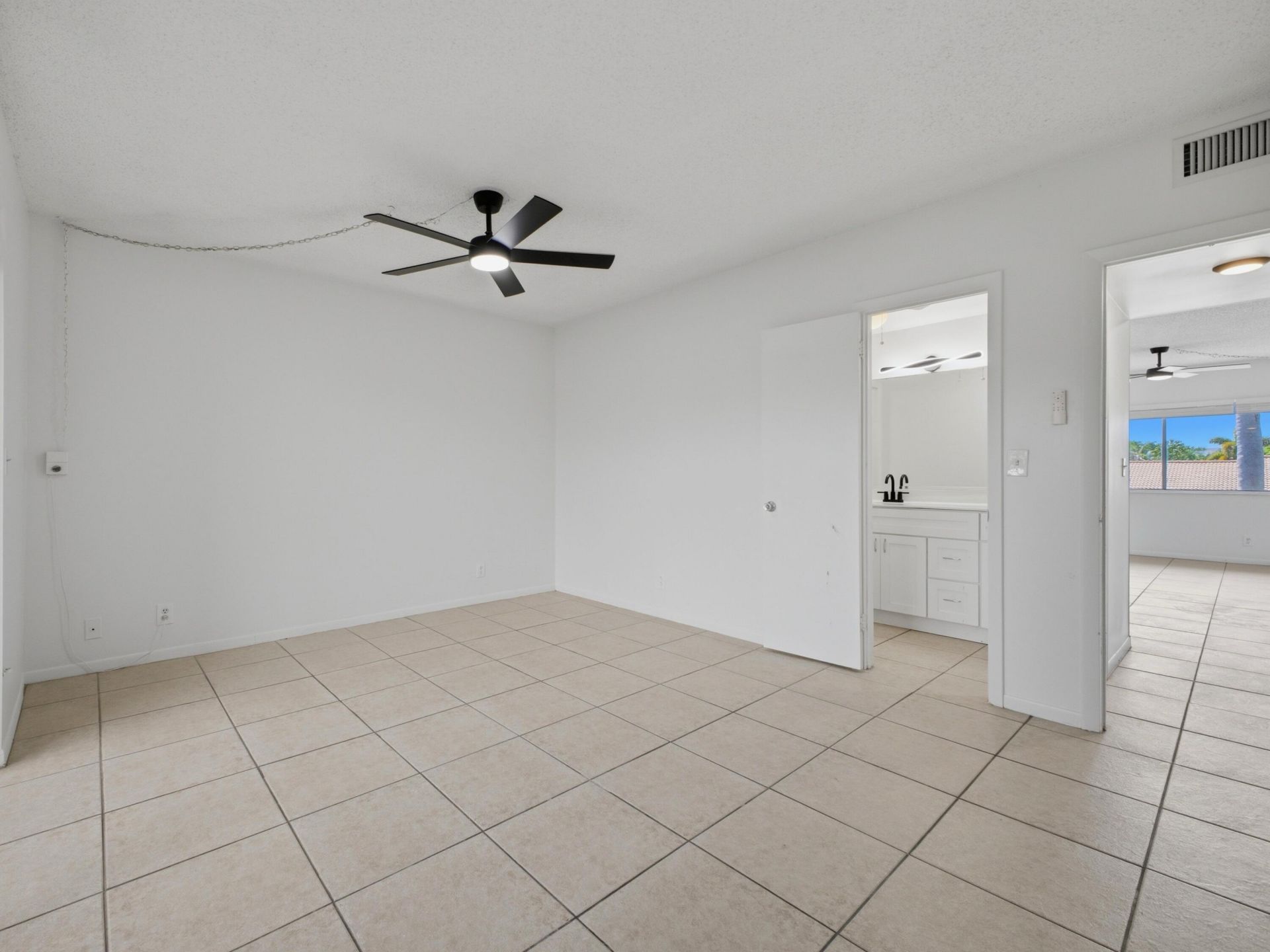 6289 Lear Drive, Unit 206, Lake Worth, FL 33462 Photo