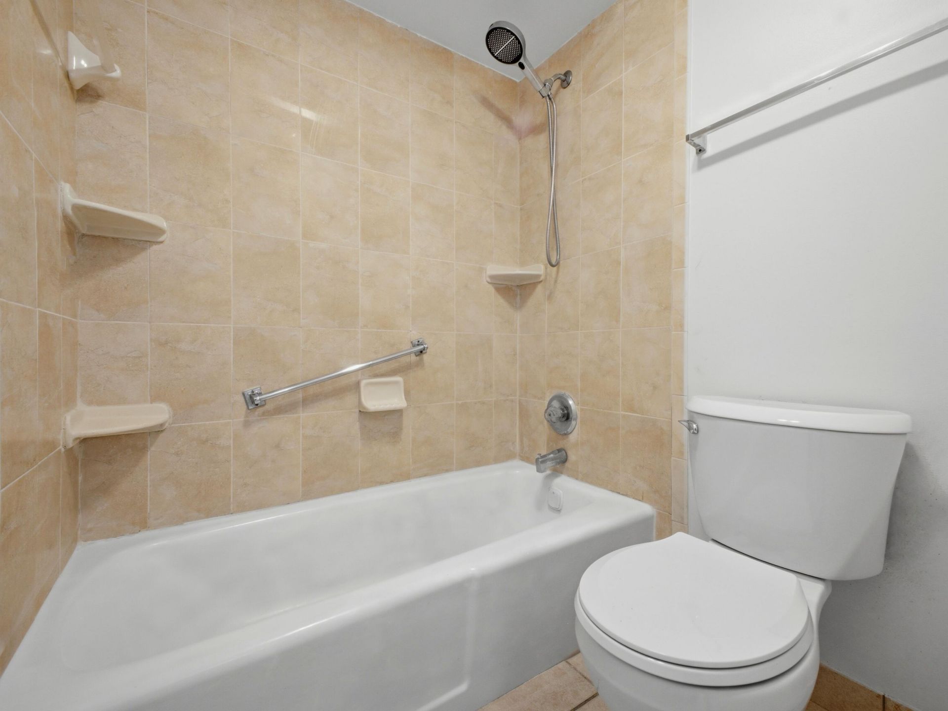 6289 Lear Drive, Unit 206, Lake Worth, FL 33462 Photo