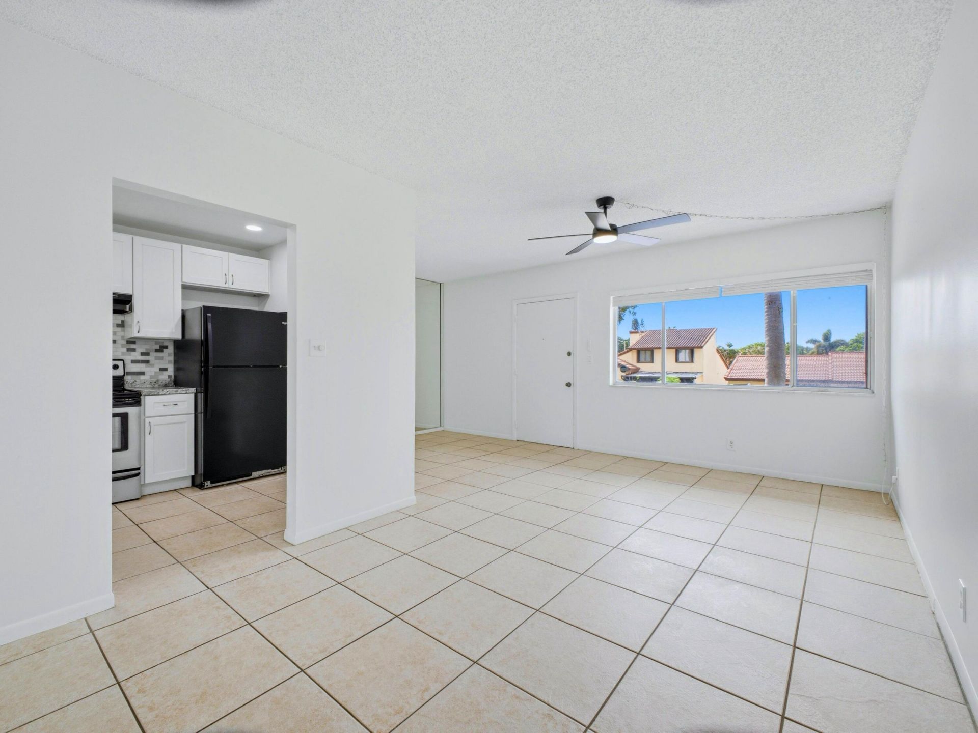 6289 Lear Drive, Unit 206, Lake Worth, FL 33462 Photo