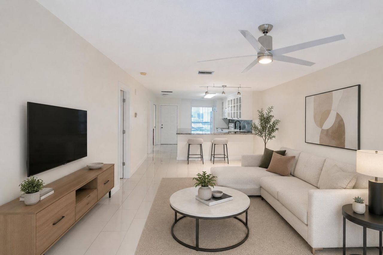 13741 Flora Place, Unit B, Delray Beach, FL 33484 Photo