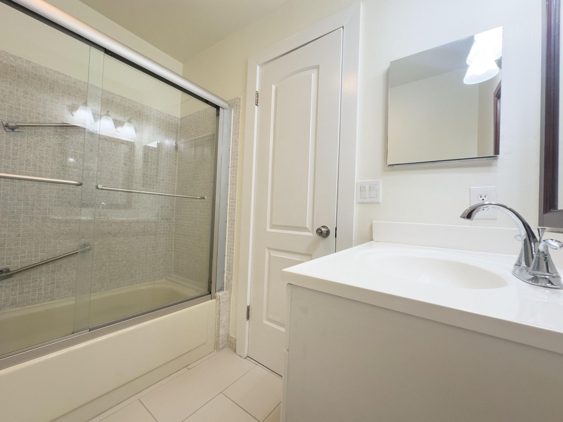 13741 Flora Place, Unit B, Delray Beach, FL 33484 Photo