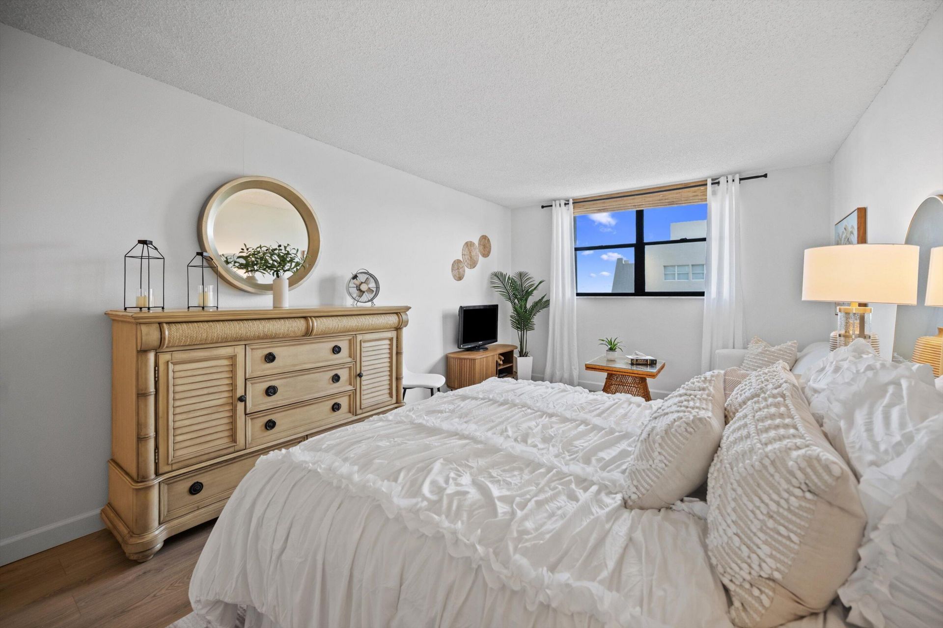 3540 S Ocean Boulevard, Unit 612, South Palm Beach, FL 33480 Photo