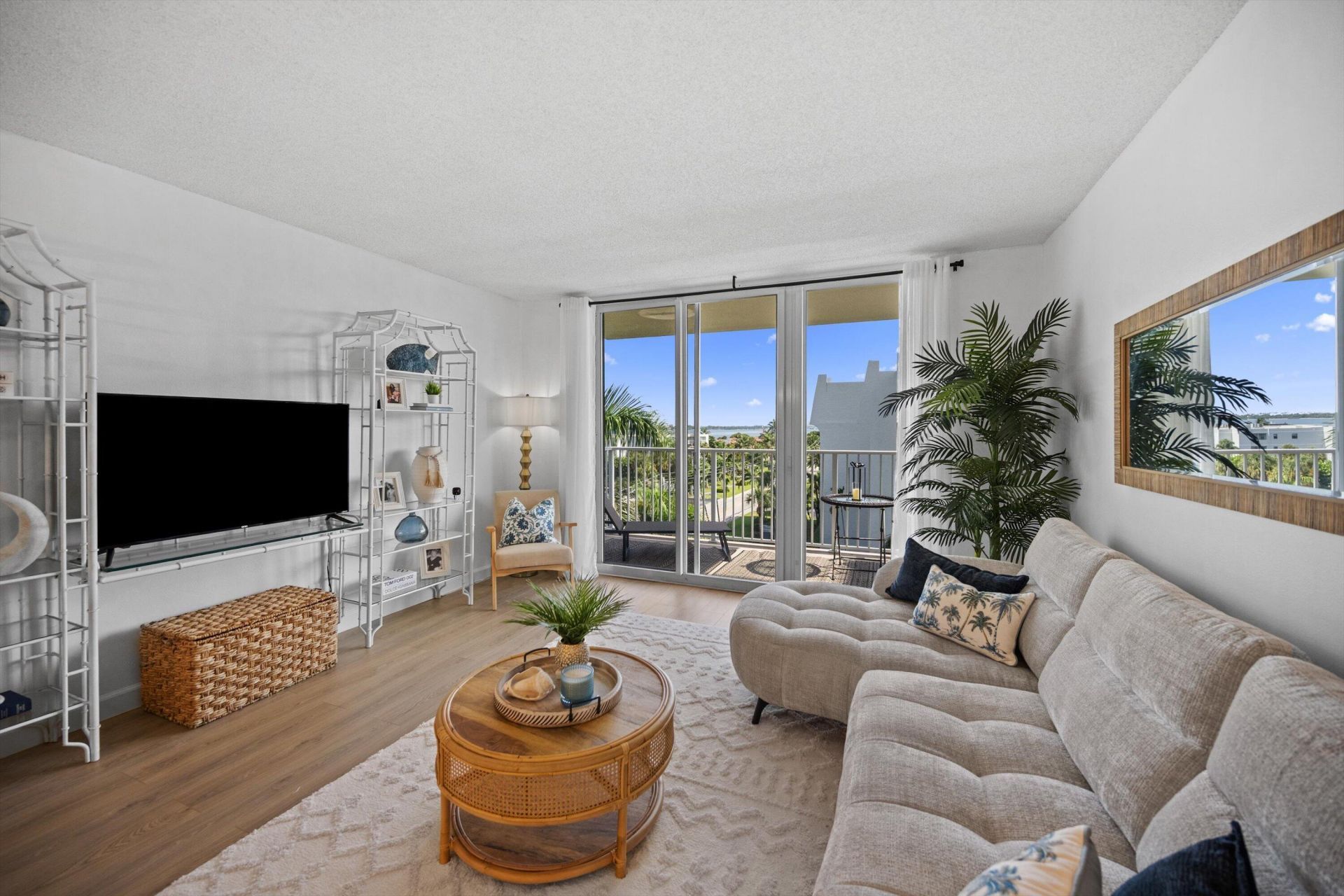 3540 S Ocean Boulevard, Unit 612, South Palm Beach, FL 33480 Photo